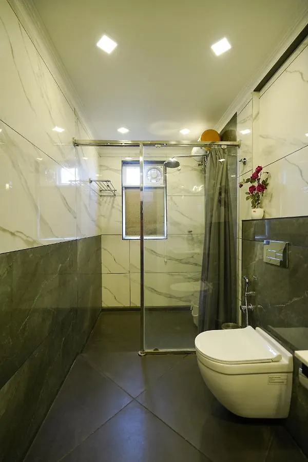 Hotel Lumino Winter Castle Munnar