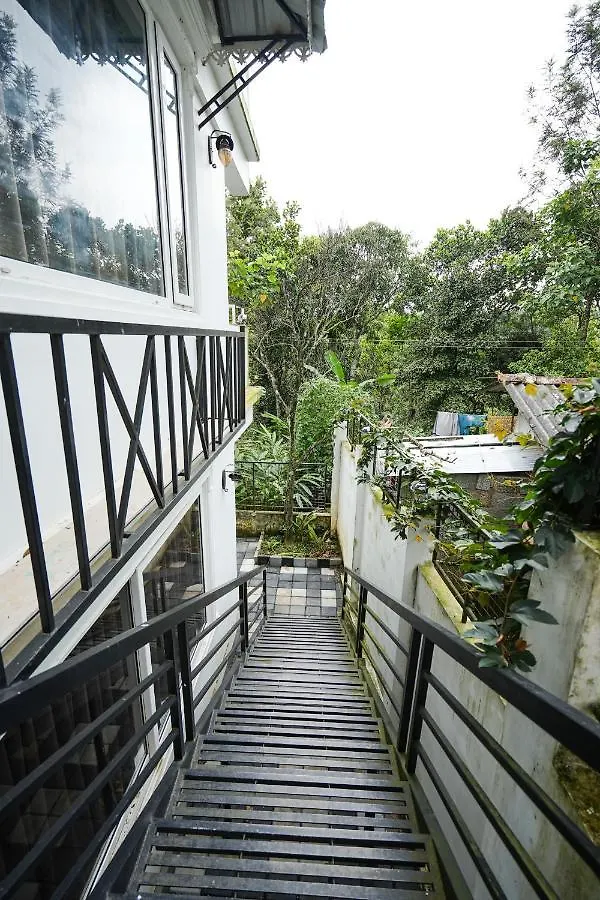 Lumino Winter Castle Hotel Munnar India