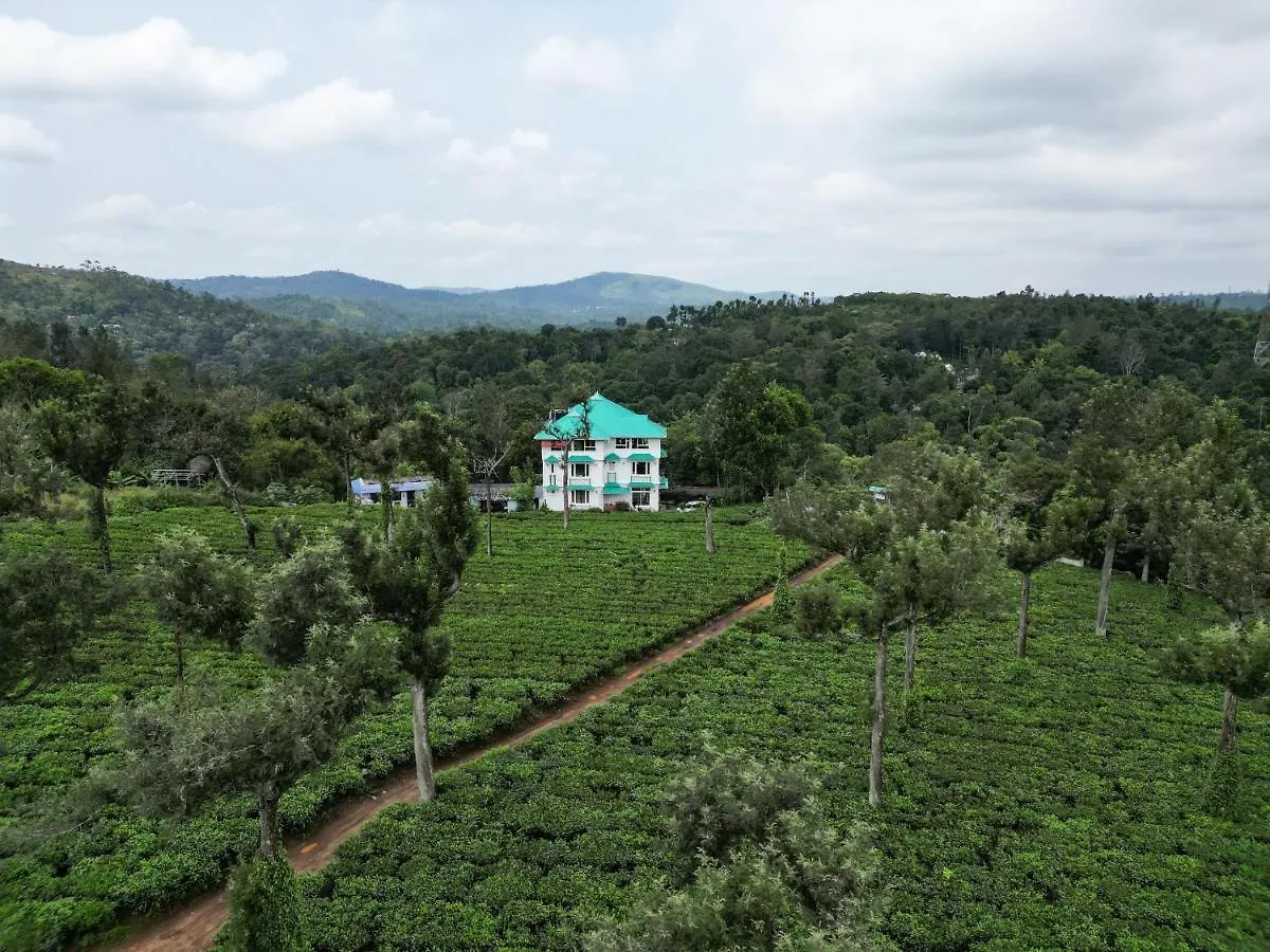 Lumino Winter Castle Hotel Munnar