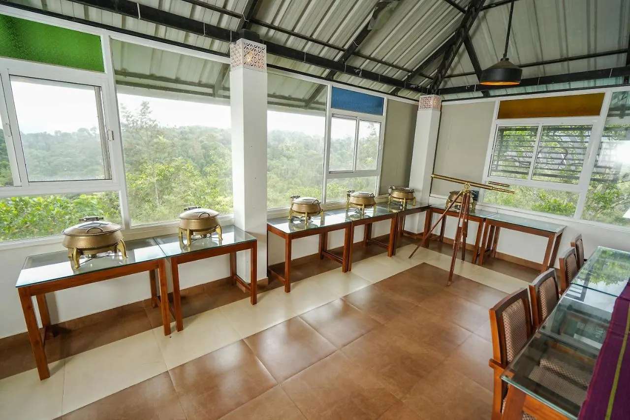 Lumino Winter Castle Hotel Munnar