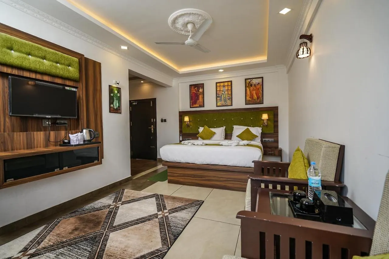 Lumino Winter Castle Hotel Munnar